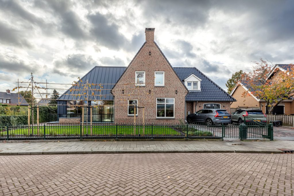 Duurzame woninguitbreiding van een vrijstaande woning op Urk l